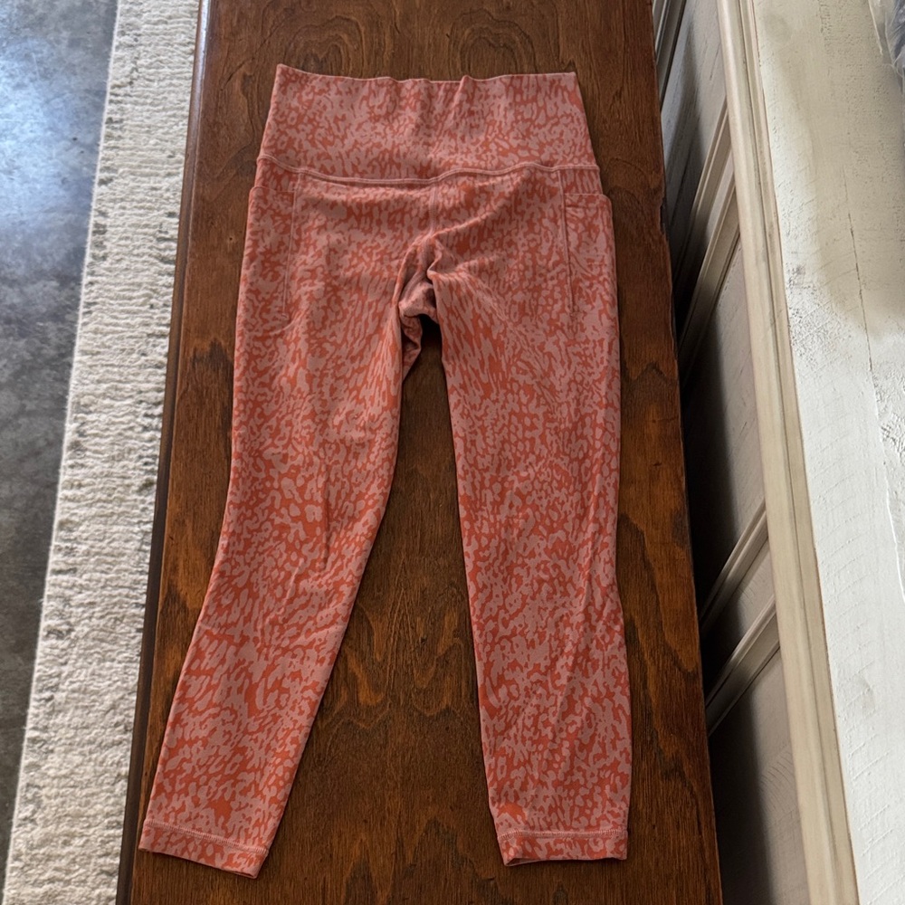 Athleta Women's Coral Patterned Leggings